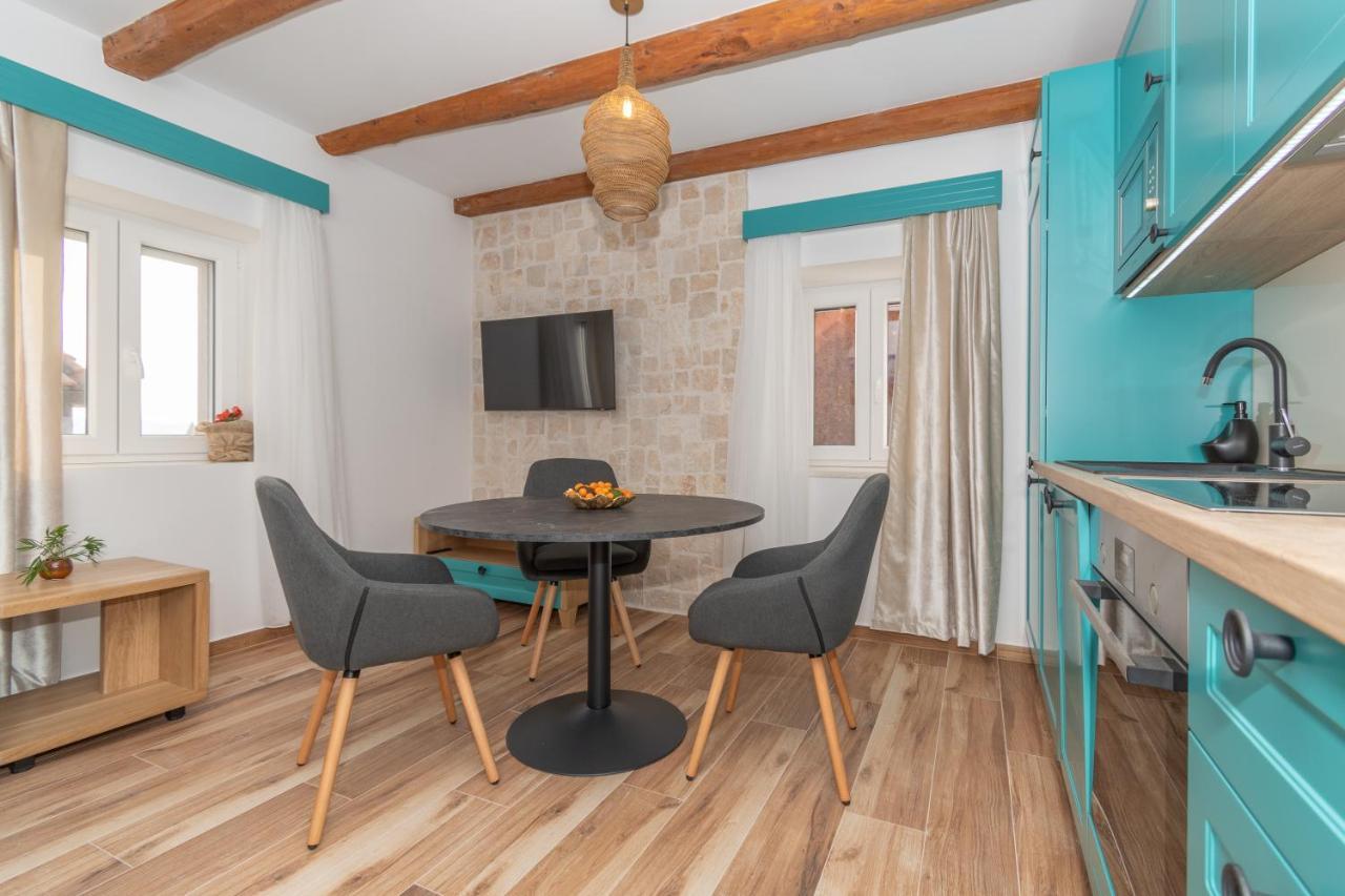 Ivka Makarska - Modern And Luxurious Oldtown Apartament Eksteriør bilde
